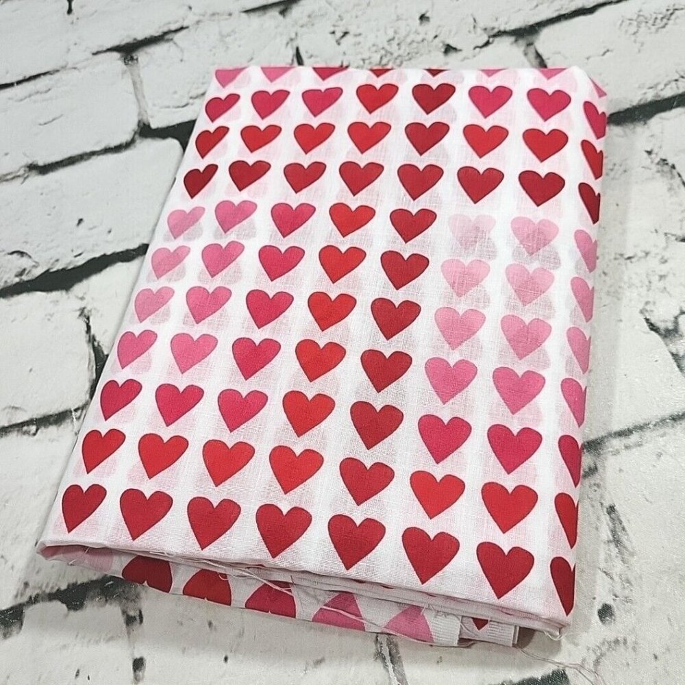 Vintage‎ Heart Fabric Red Pink Measures 44" X 2 Yrds Valentines Love